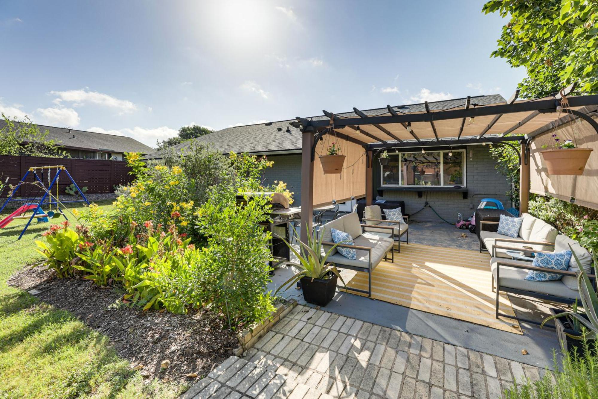 Modern Austin Home With Outdoor Pool And Fire Pit! Extérieur photo